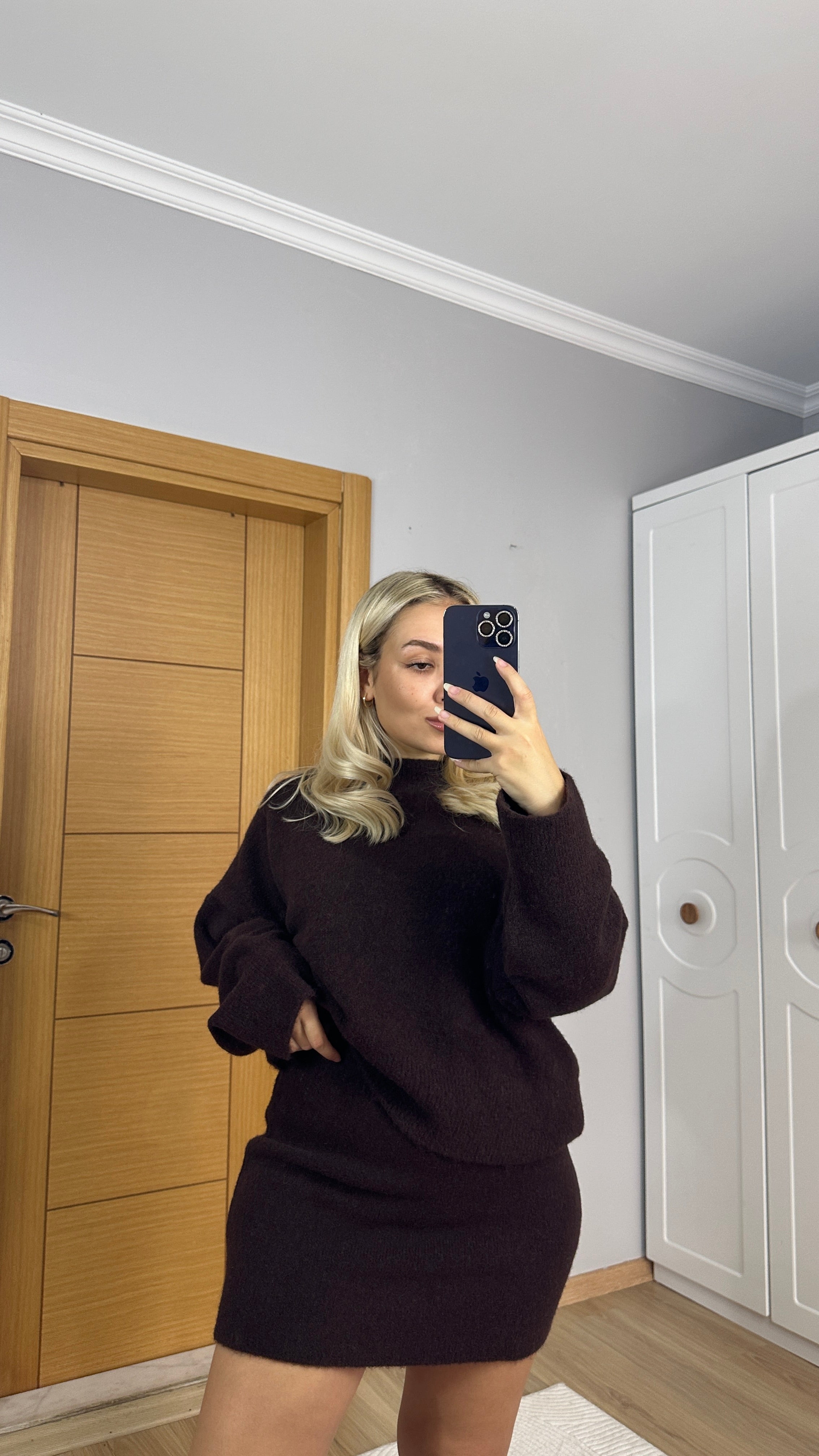 Peluş dokulu acı kahve etek takım