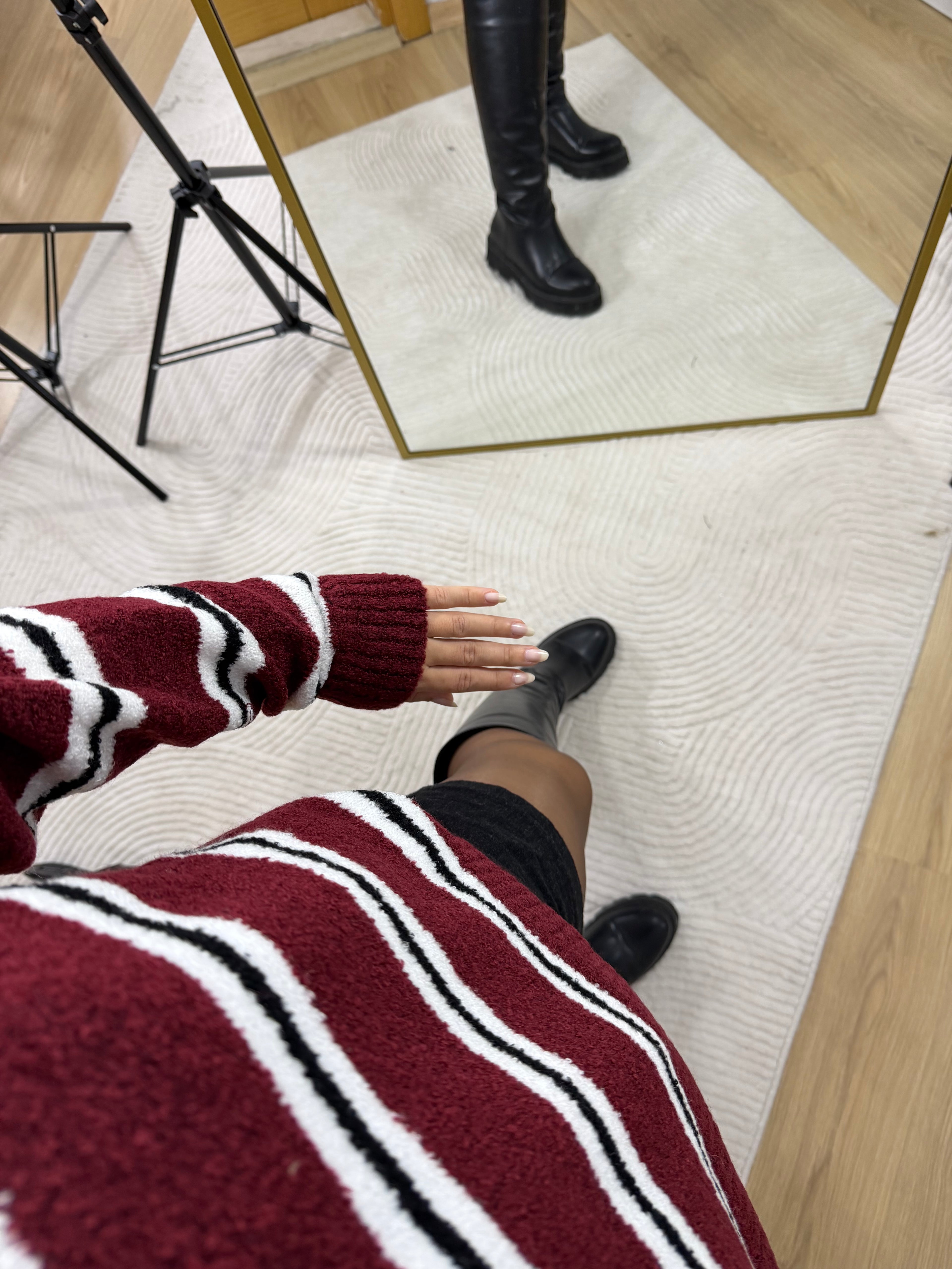 Retro Çizgili Yumuşacık Oversize Triko Kazak - Bordo