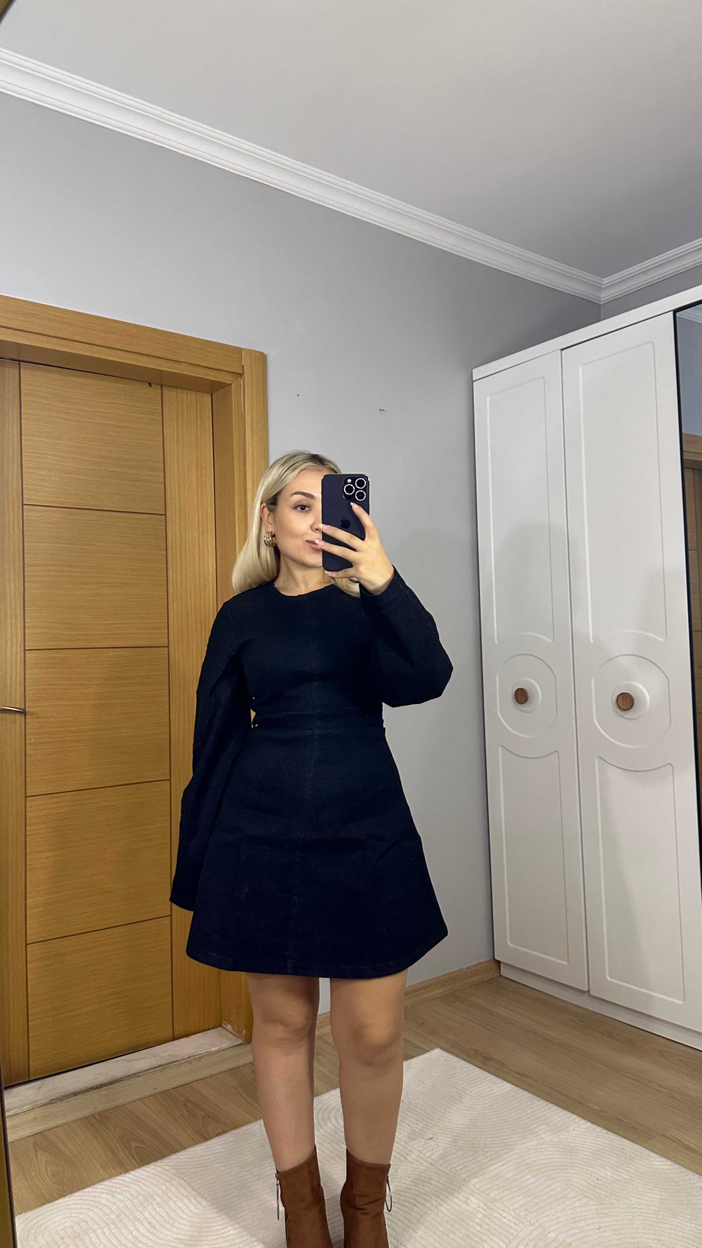 Kot dokulu likralı elbise