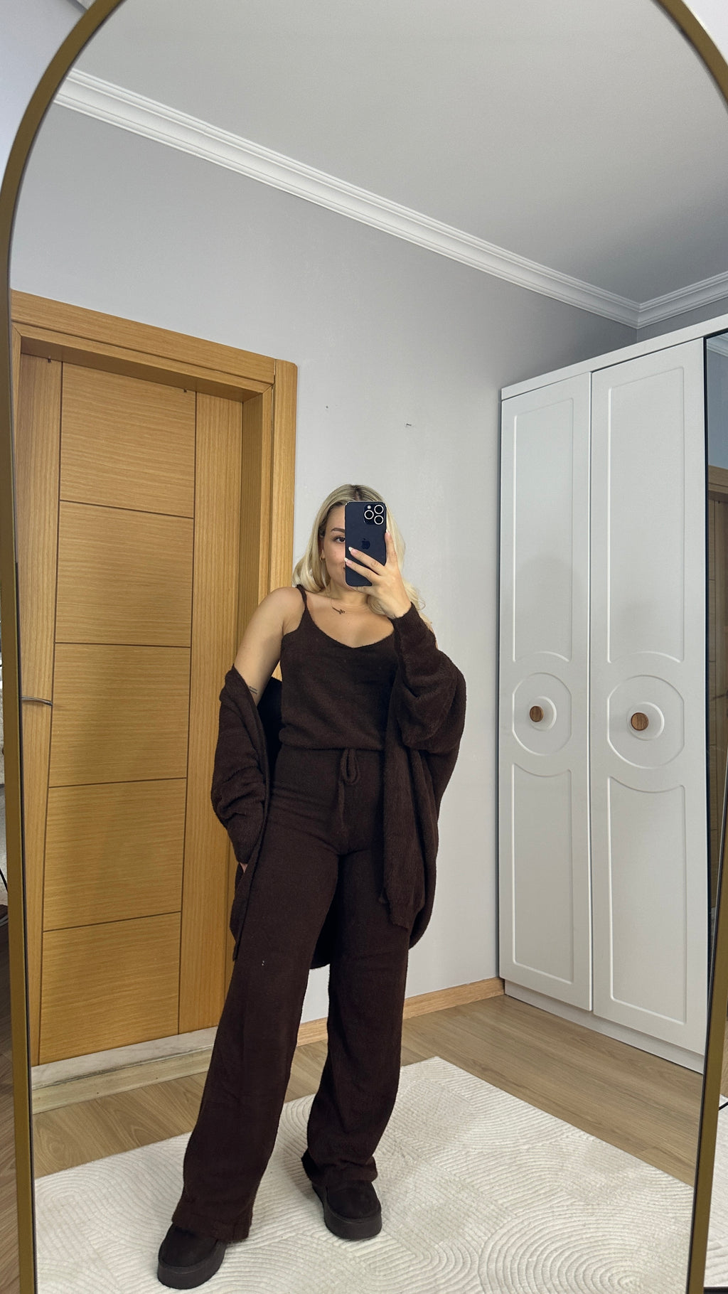 Peluş dokulu 3lü acı kahve takım