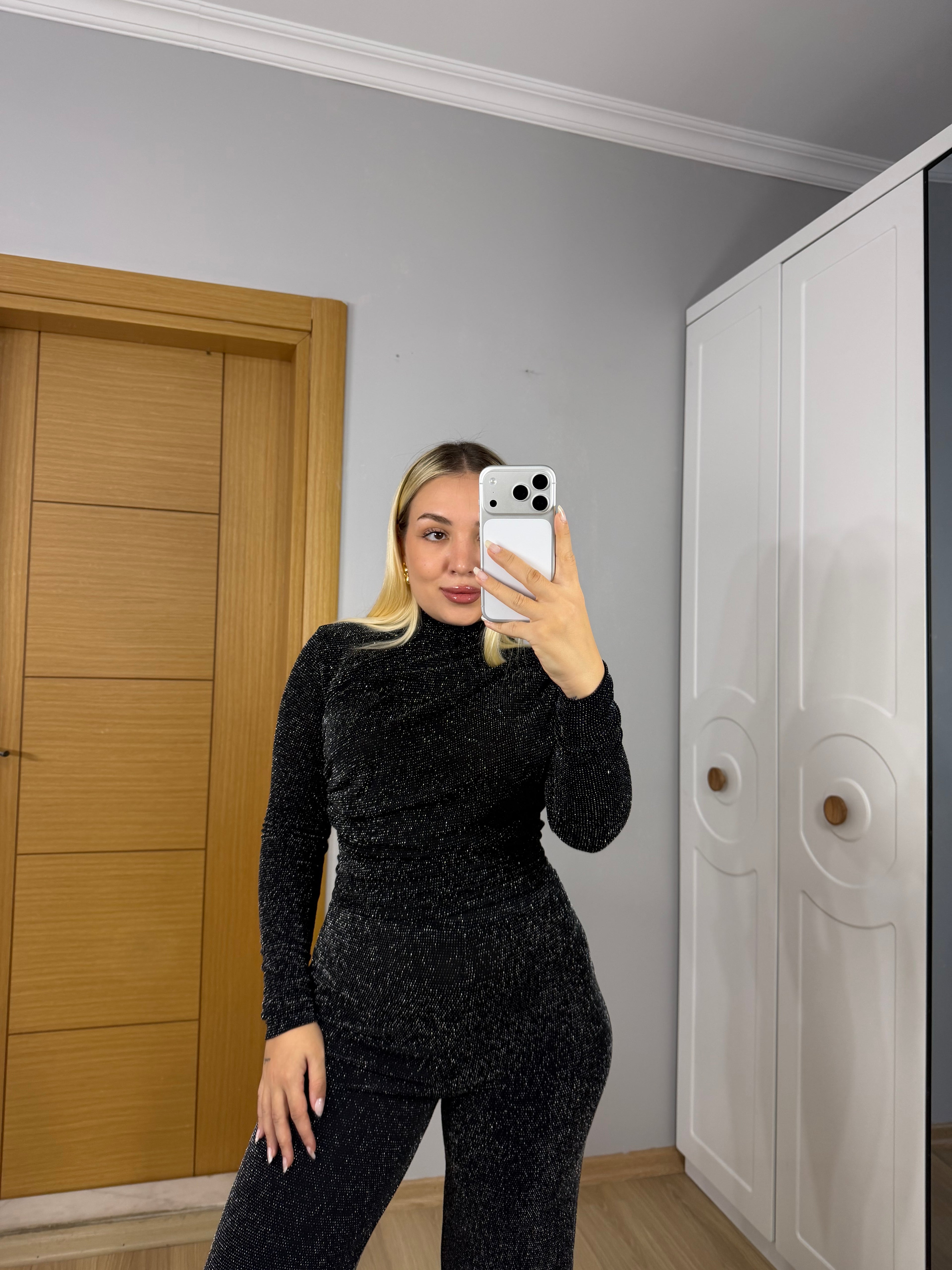 Işıltılı Sim Dokulu İkili Takım