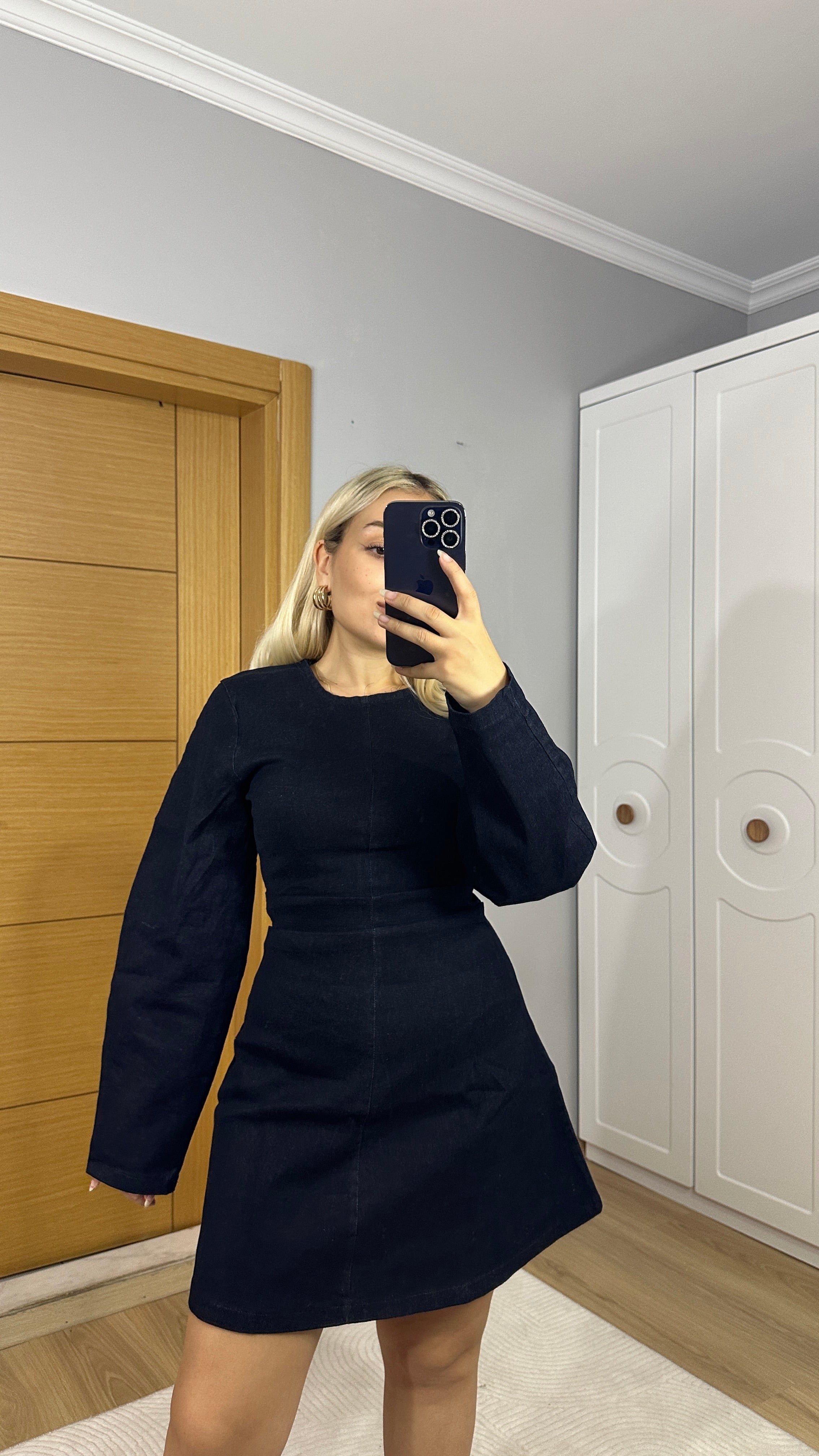 Kot dokulu likralı elbise