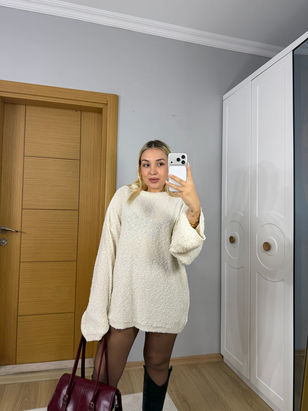 Bukle Dokulu Oversize Triko Kazak – Krem