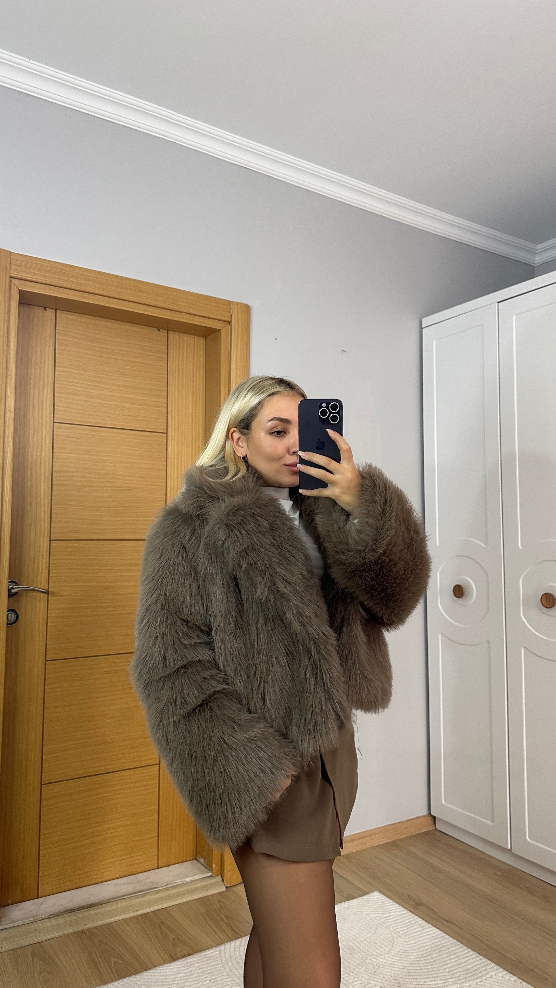 Vizon şal yakalı lüks dolgulu kürk