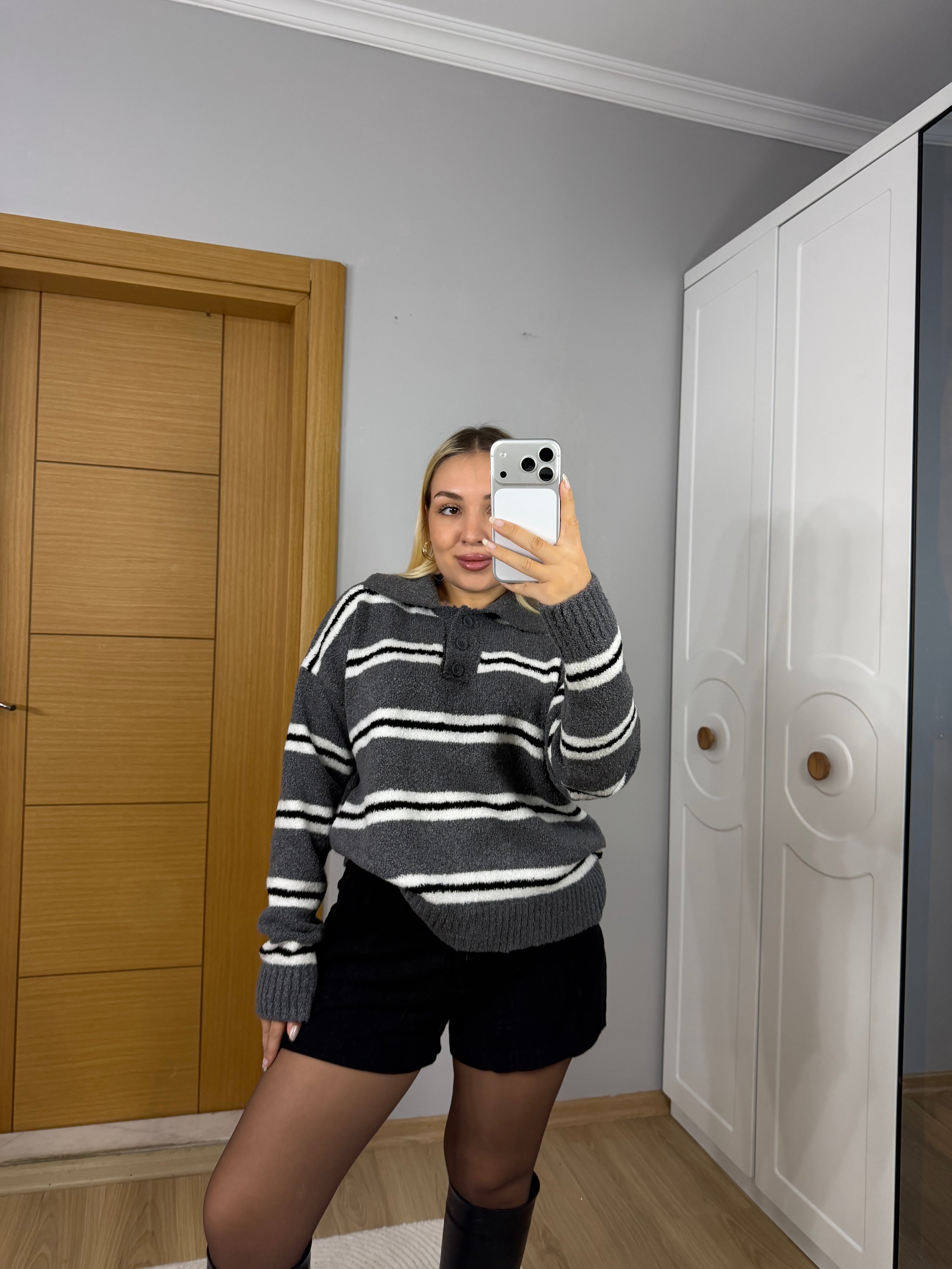 Retro Çizgili Yumuşacık Oversize Triko Kazak - Gri