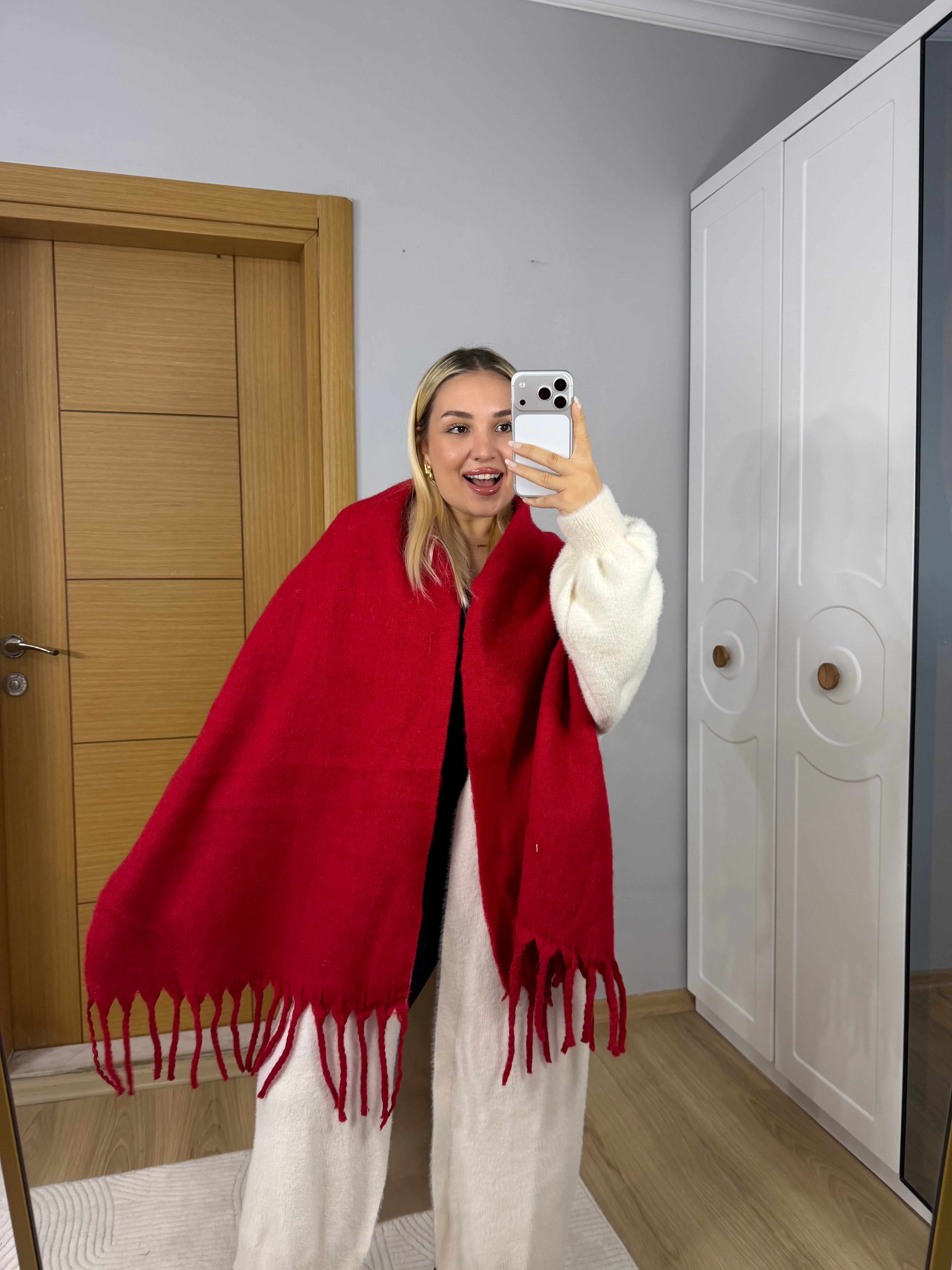 Premium Dokulu Kışlık Atkı - Kırmızı