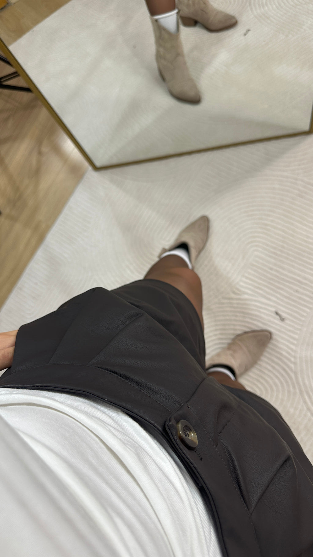 Acı kahve deri şort - Premium kalite tok form