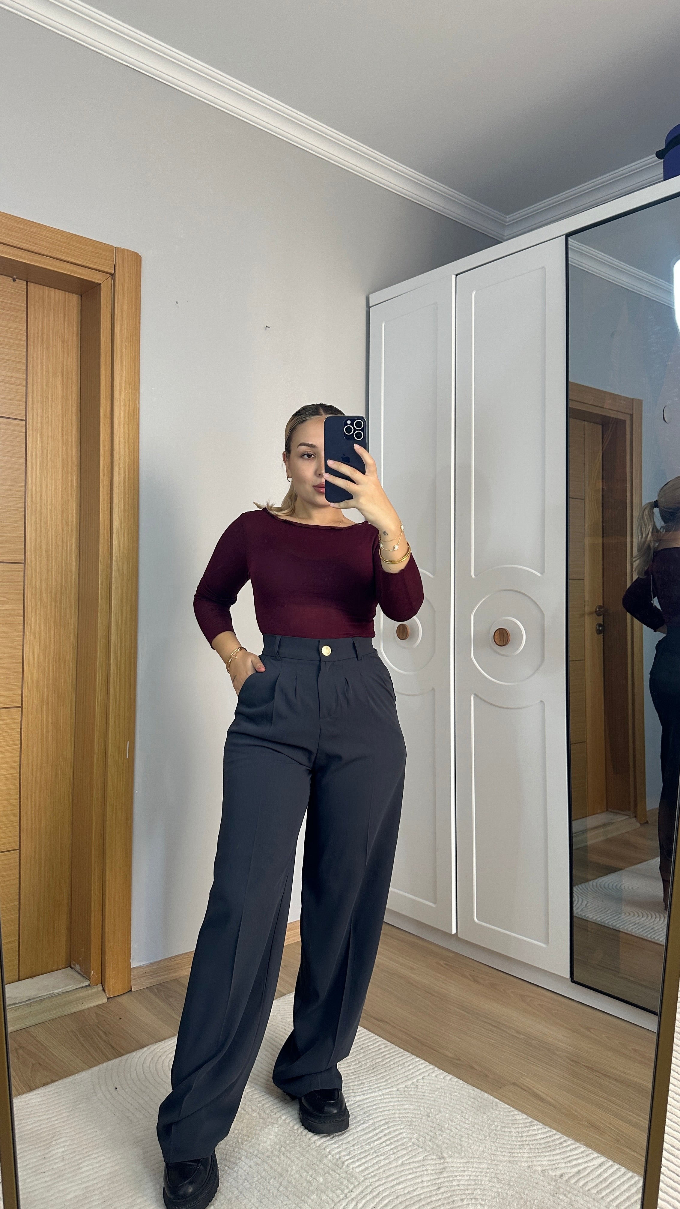 Gold düğme detaylı gri palazzo pantolon