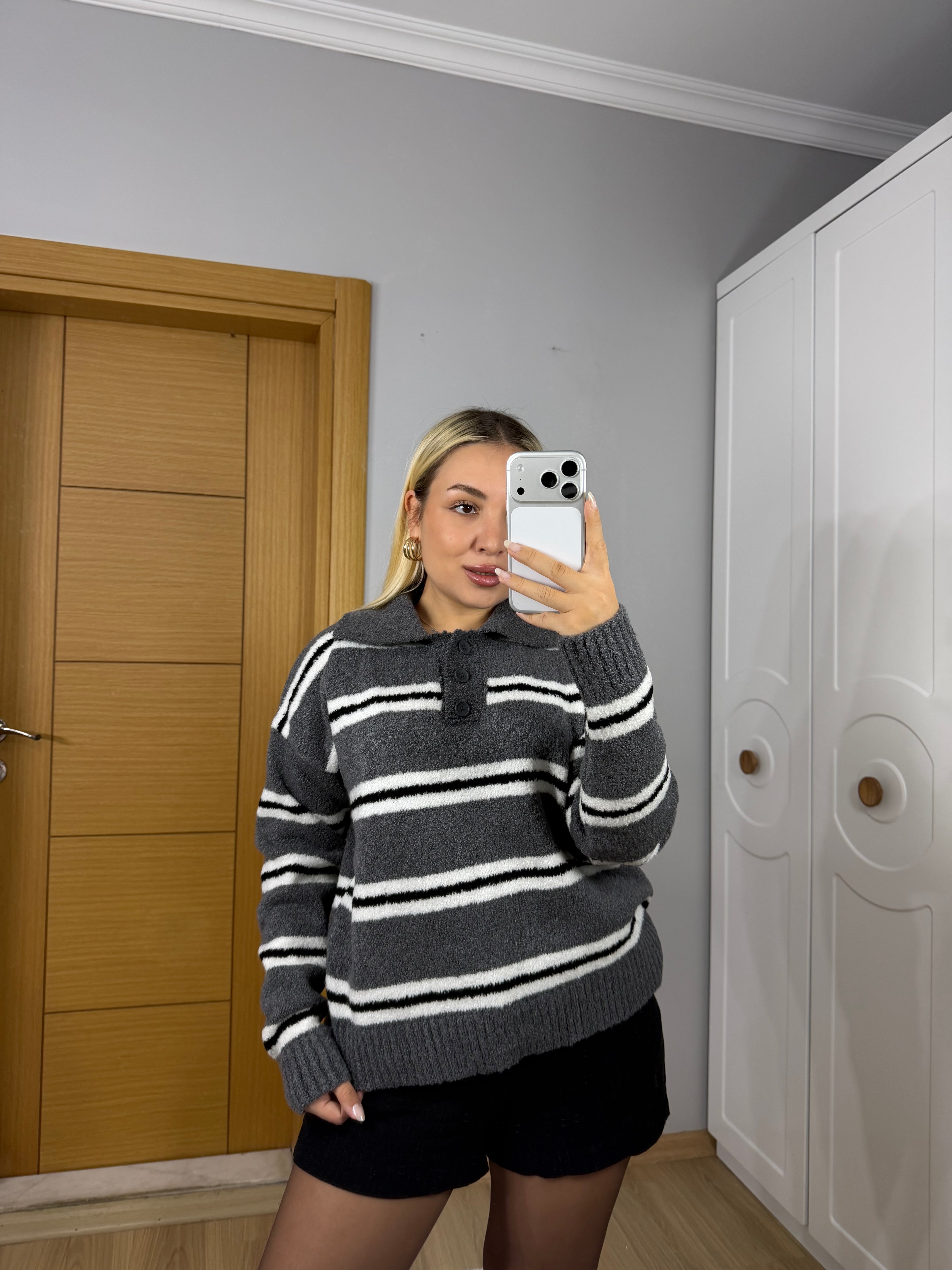 Retro Çizgili Yumuşacık Oversize Triko Kazak - Gri