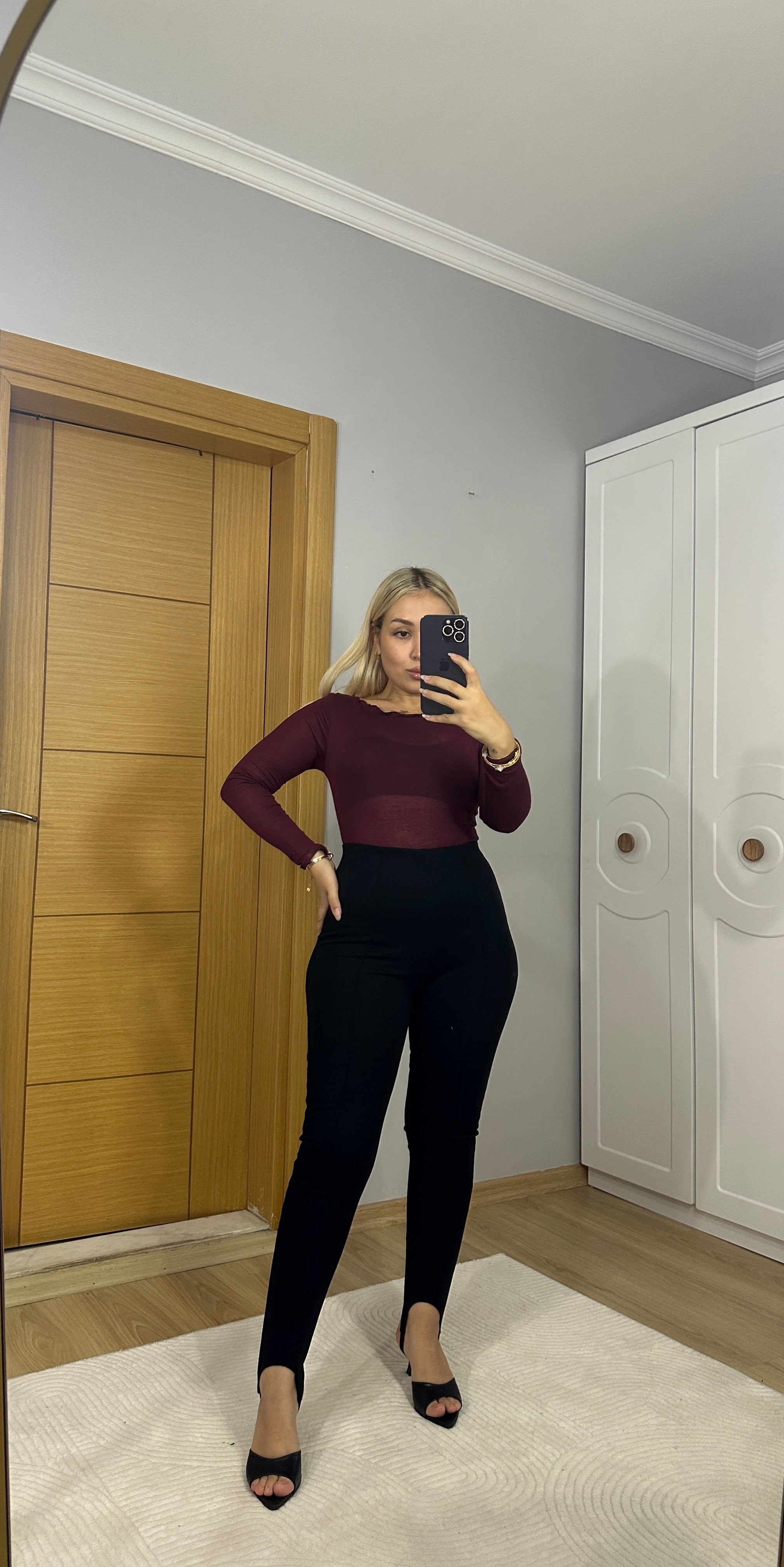 Yüksek bel çelik kumaş tayt - topuktan geçirmeli fit model