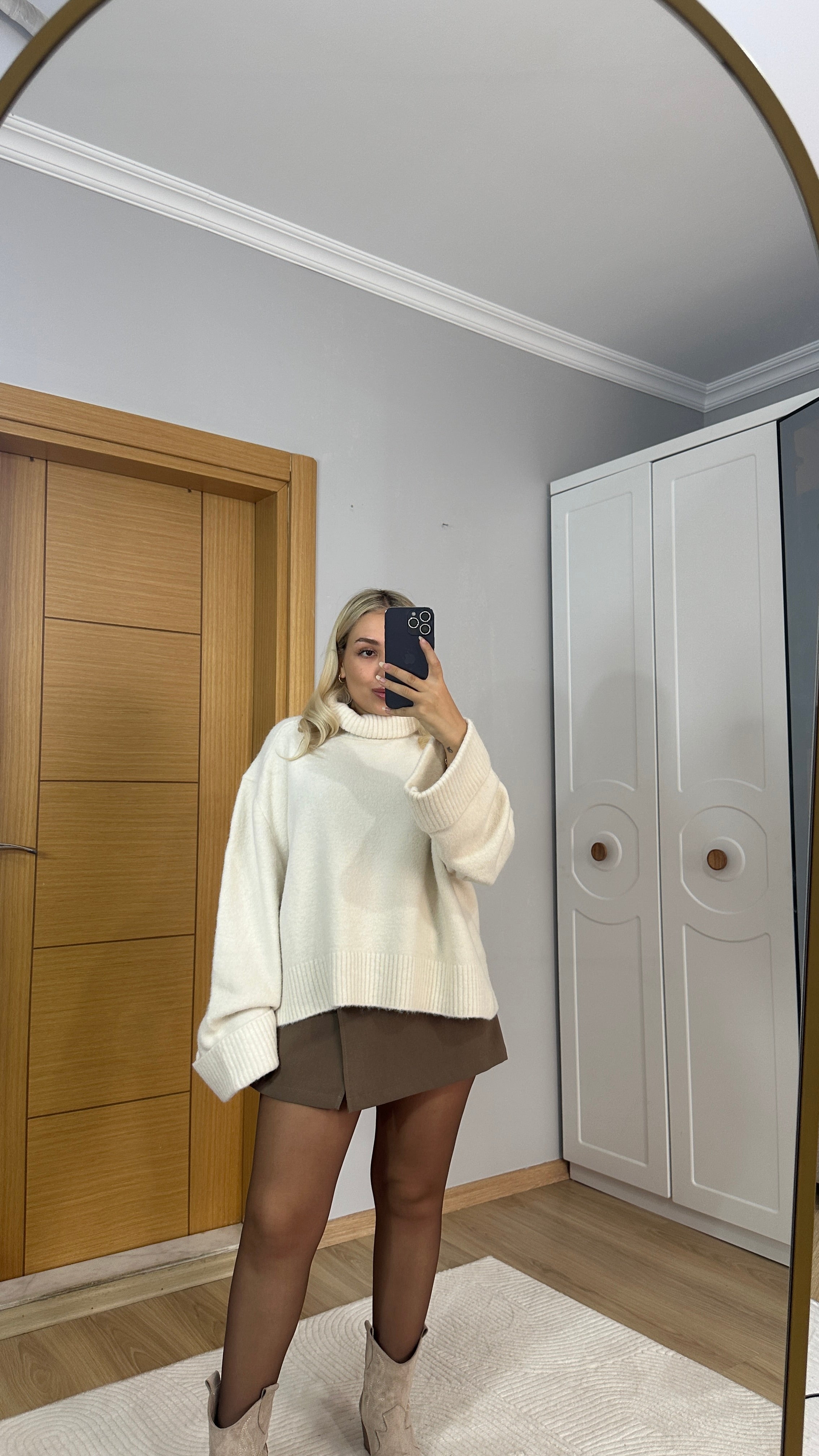 Premium kalite balıkçı yaka ekru rengi kazak